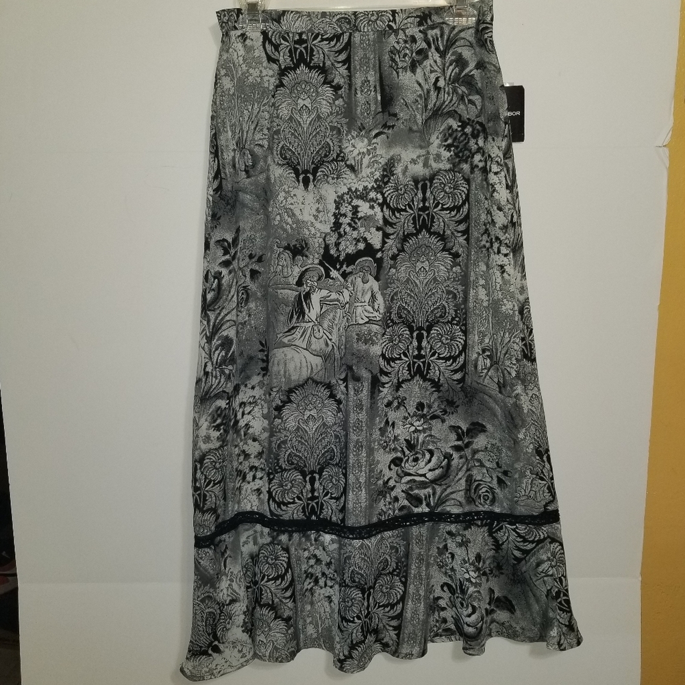 Sag Harbor Long Skirt Size 8